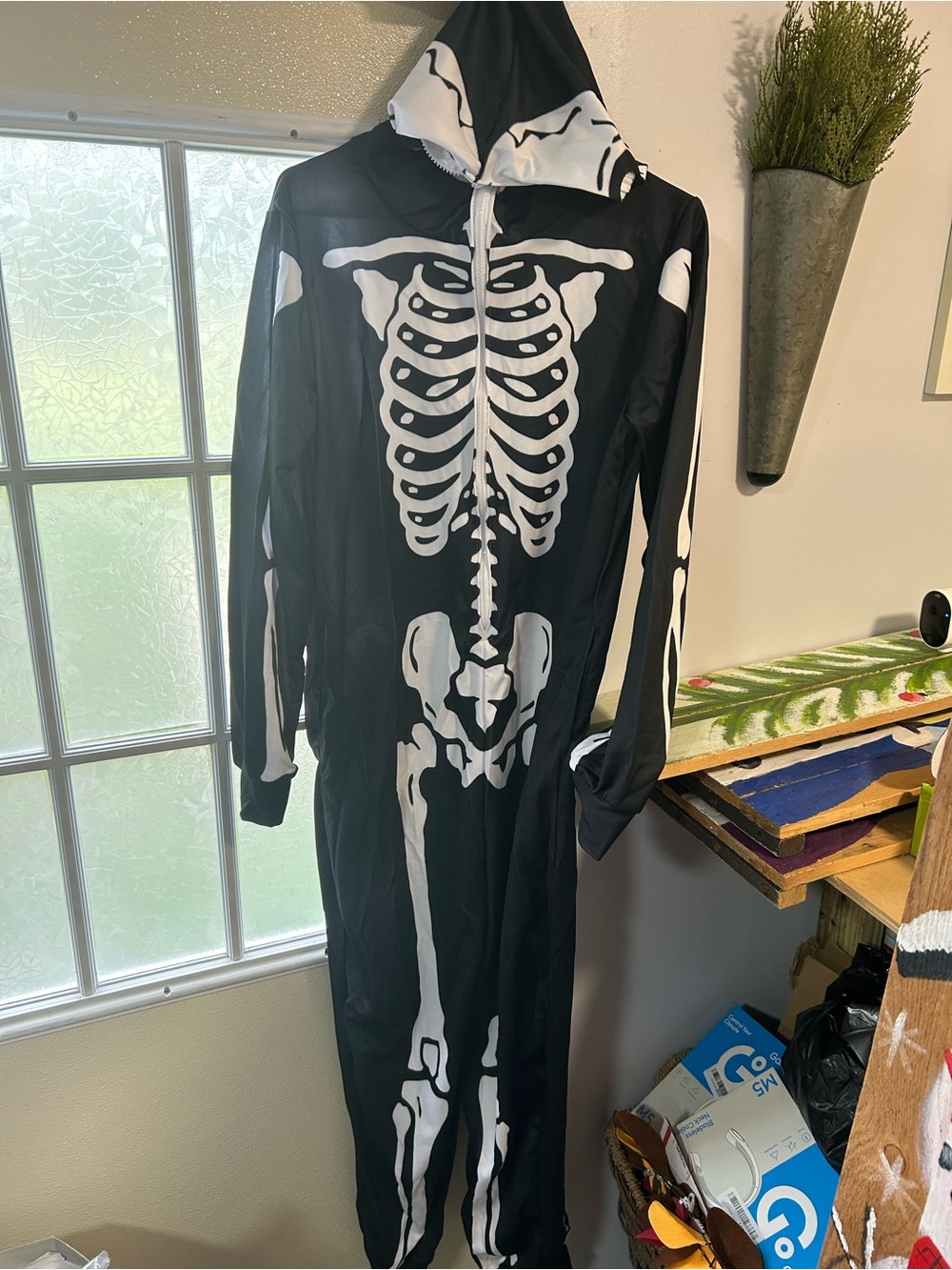 Full body zip up skeleton Halloween costume size S woman/man